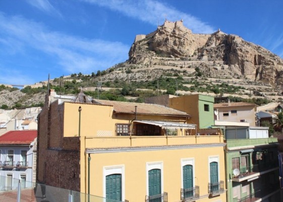 Alicante ensayará la red wifi gratuita con una prueba piloto en el Castillo dentro de seis meses  