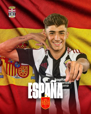 Adrián Sanmartín, delantero de la cantera del Efesé, va con la selección española sub-18 