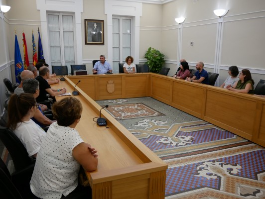 Crevillent incorpora 17 nuevos trabajadores gracias a una subvención de la Generalitat