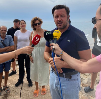 El PP de Elche propone proteger las viviendas a pie de playa de El Pinet y regenerar la playa