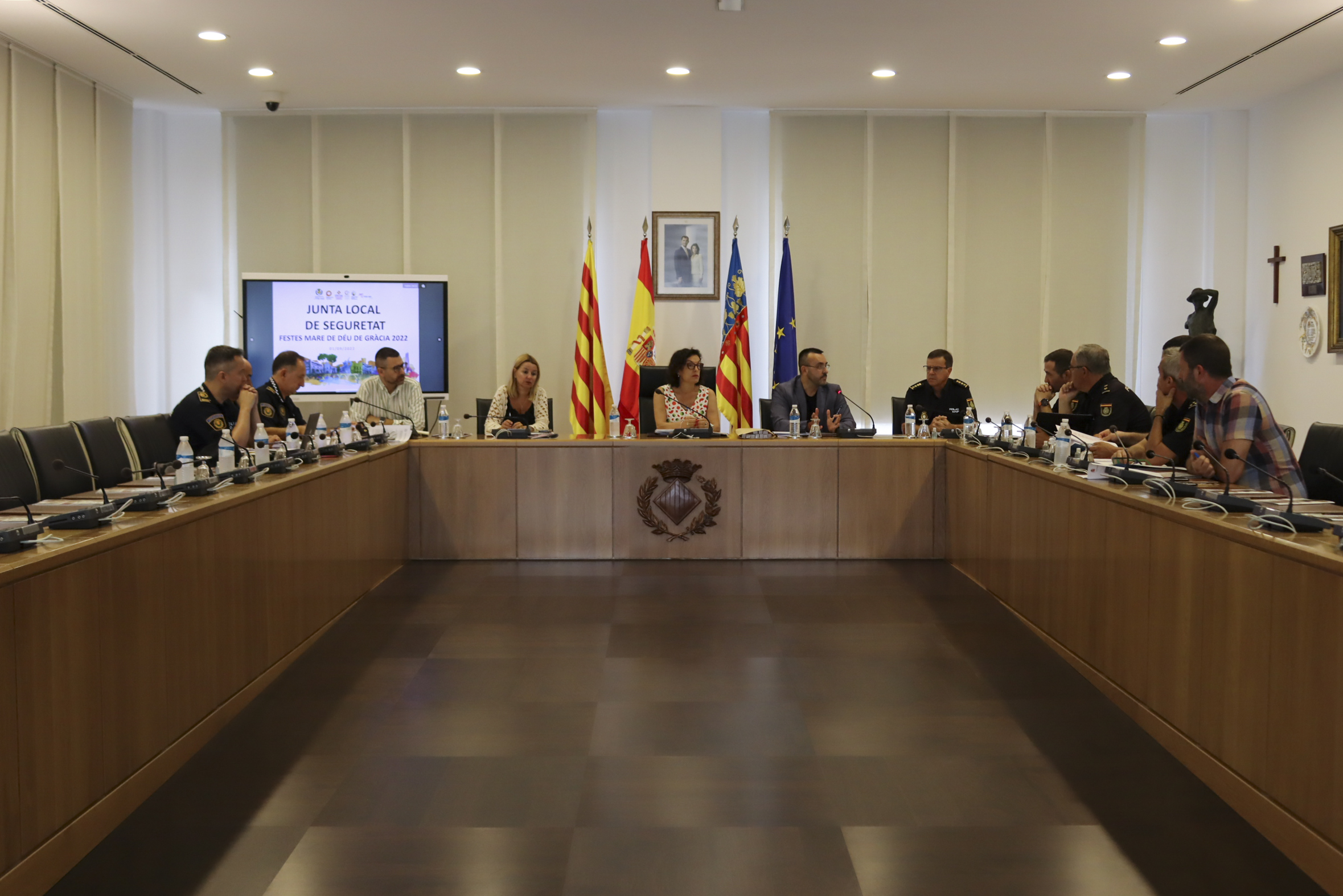 Vila-real intensifica la seguridad en las fiestas para evitar agresiones sexistas y accidentes en los actos taurinos