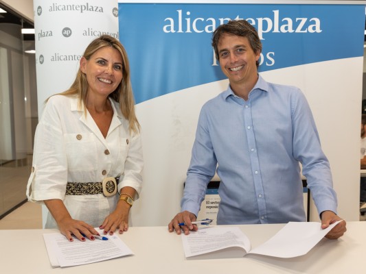 'Alicante Plaza' y Jovempa colaboran para impulsar la difusión de la actividad empresarial 