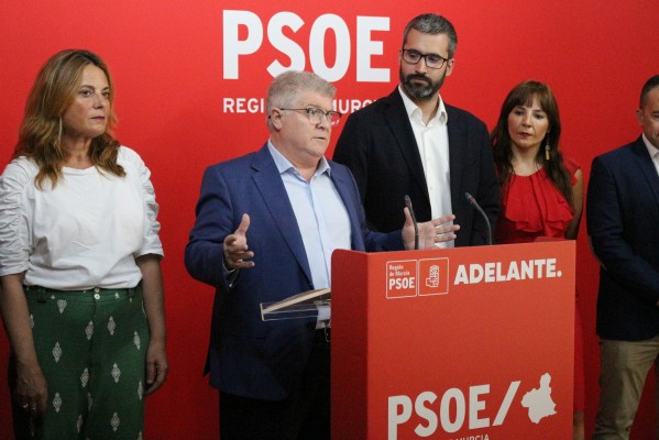 Vélez no se fía de Miras: 