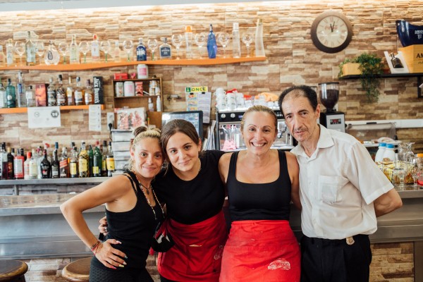 Bar Serrería, esmorzar tan gran com la seua simpatia
