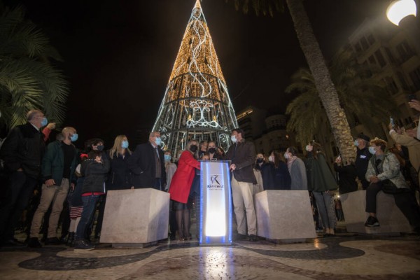 Alicante reclama a Puig un plan de ayudas para mejora de la eficiencia energética en lugar de apagar luces