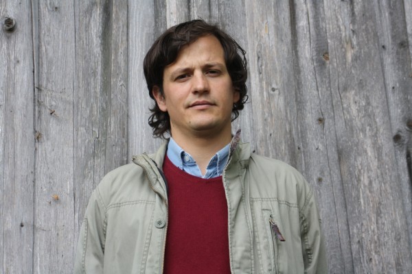 'Deshielo y ascensión', de Álvaro Cortina: una novela enorme ahora en edición de bolsillo
