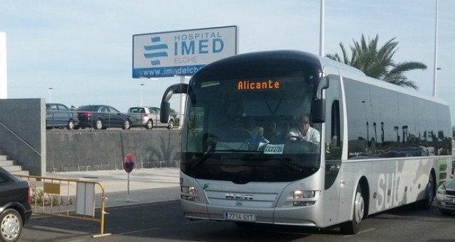 Los usuarios del bus Crevillent-Elche-Alicante podrán viajar gratis si renuevan el bono en septiembre