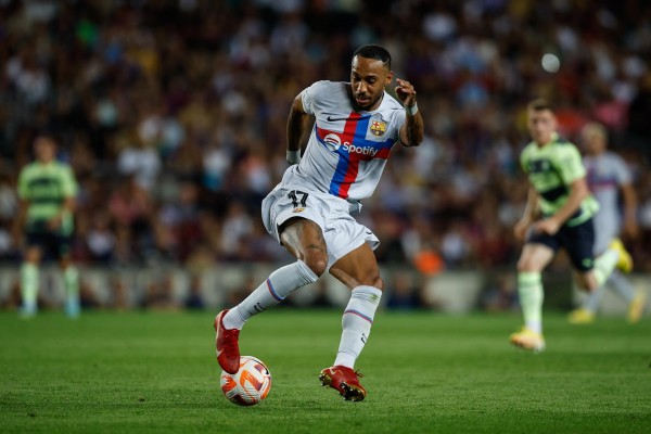 Aubameyang, asaltado con armas en su casa de Castelldefels