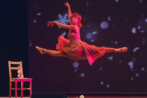  La bailarina Ana López pone el broche de oro al ciclo 'Las Fortalezas de la Música' de Cartagena