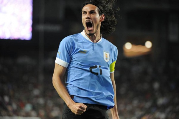 El Valencia desbloquea la llegada de Cavani