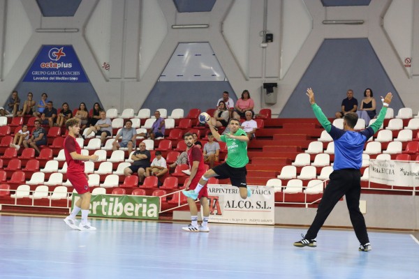 El Fertiberia vence con solvencia al Casademont Zaragoza 