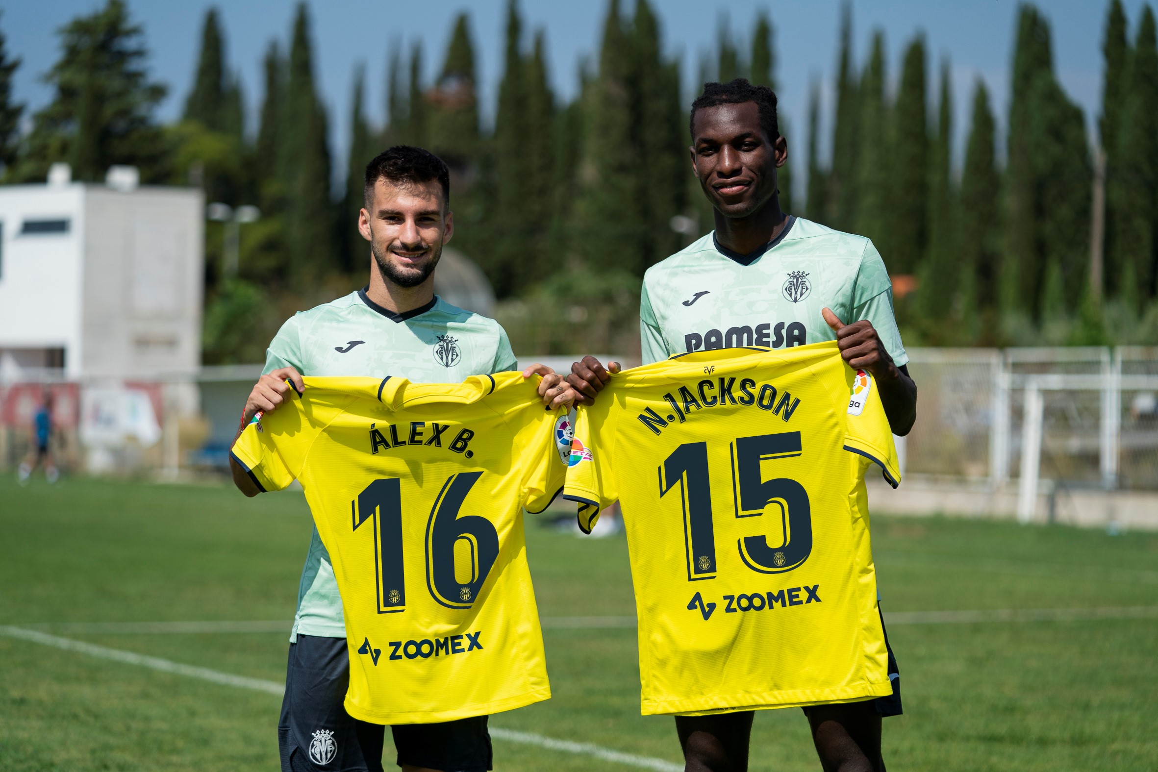 El Villarreal inscribe a Álex Baena y Nicolas Jackson en el primer equipo
