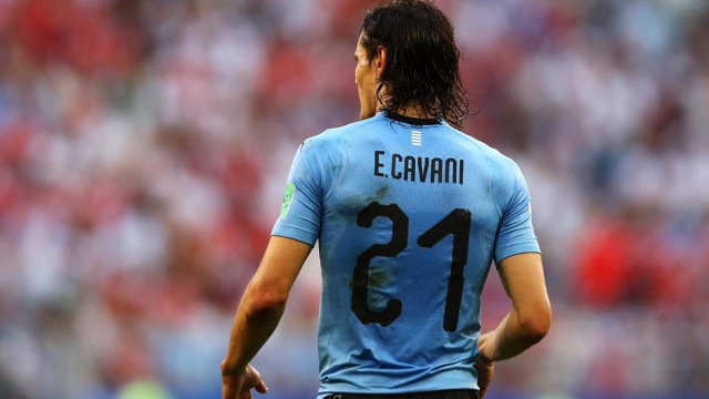 El Valencia trata de convencer a Cavani con dos años de contrato