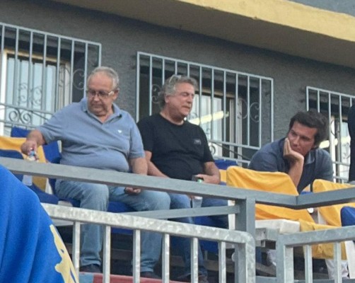 'Nanín' y Aparicio acompañan a Ortiz en Orihuela