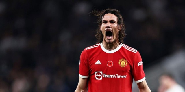La Real se entromete en el fichaje de Cavani