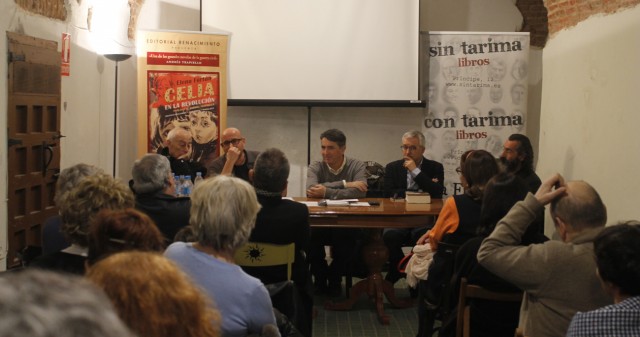 Periodistas, ilustradores y editores rinden homenaje a Ignacio Carrión en Madrid