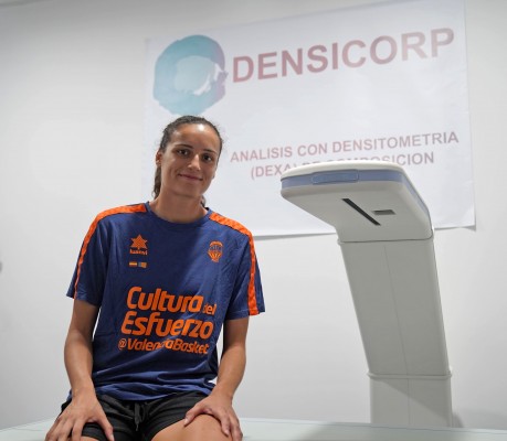 Las plantillas profesionales de Valencia Basket no fallan a su cita con Densicorp
