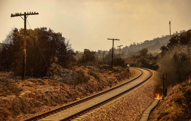 El Gobierno trabaja en mejorar la respuesta ante incidentes como el del tren en el fuego de Bejís