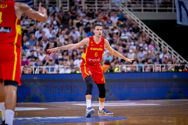 Cuatro jugadores de Valencia Basket siguen concentrados con sus selecciones