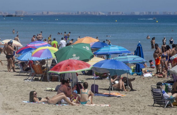 Los hoteles del Mar Menor, entre dos 'aguas': llenos los fines de semana y al 50% entre semana