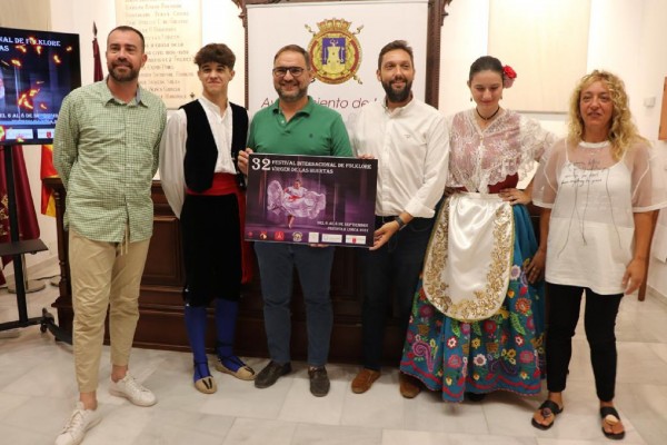 Lorca vibrará con el folklore de Costa Rica, India y Serbia durante el 32 festival 'Virgen de las Huertas'
