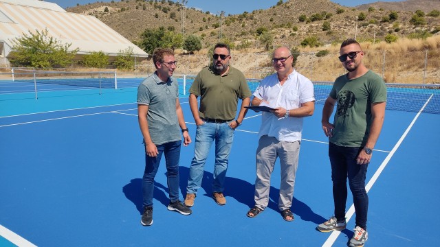 La Vila reabre las pistas de balonceso y tenis exterior del Maisa Lloret tras su renovación