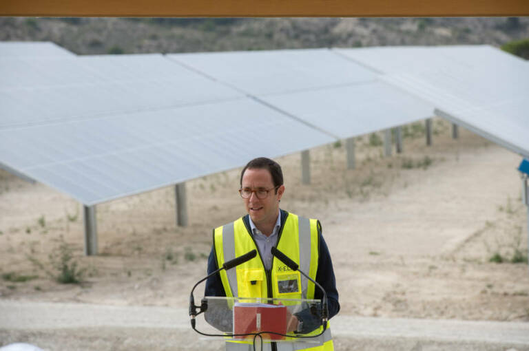   Lluís Noguera, consejero delegado de X-Elio, en Xixona. Foto: RAFA MOLINA   - 