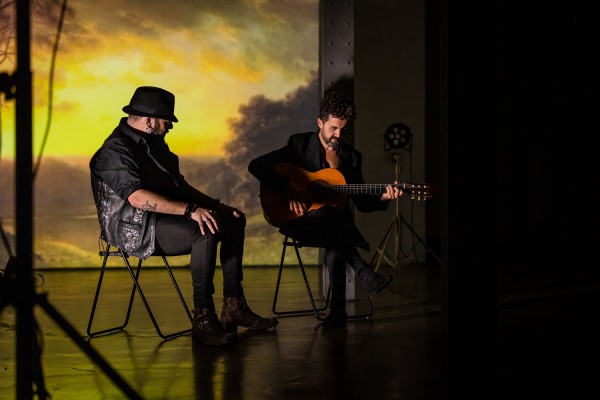 Las 'Xtraordinary Nights' se despiden en Cartagena con el rock andaluz de Arco y el pop rock de Karavana

