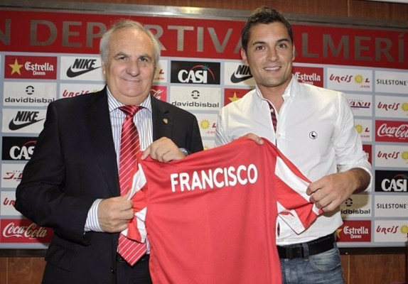 Francisco vuelve a cruzarse en el camino de su Almería

