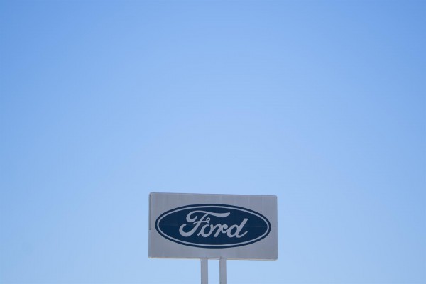 Adiós a las mascarillas en Ford Almussafes: la dirección elimina su uso obligatorio