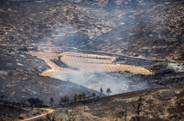 Los pueblos afectados por el incendio de Bejís continuarán desalojados hasta el sábado