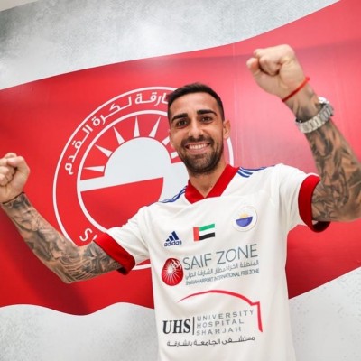 Alcácer rescinde su contrato con el Villarreal y firma por el Al Sharjah