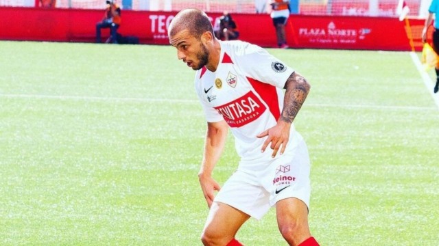 El Murcia da la baja a Fran García, Dani García y Borja Martínez, éste fichado este verano 