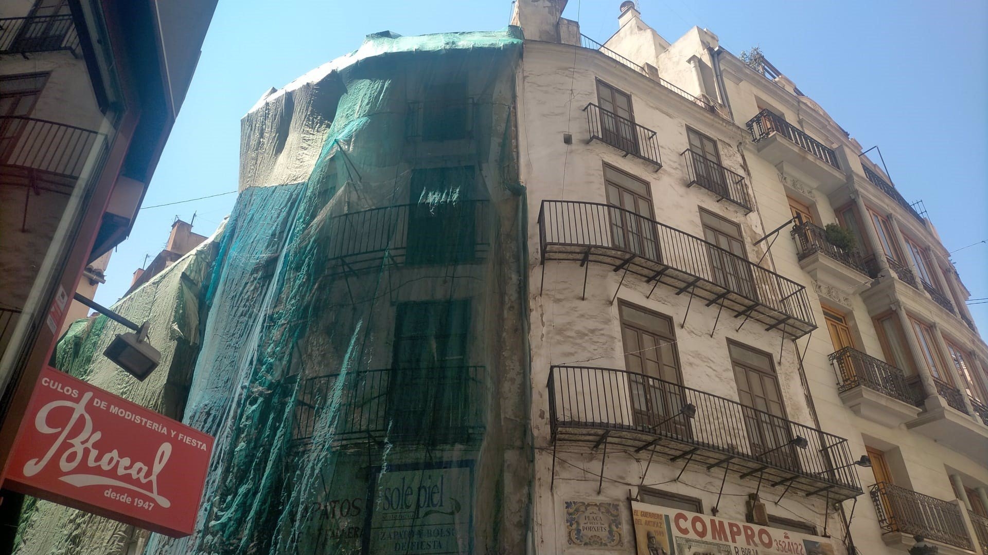 Aprobada la licencia de obras para ocho viviendas y un bajo comercial en la plaza de Els Porxets