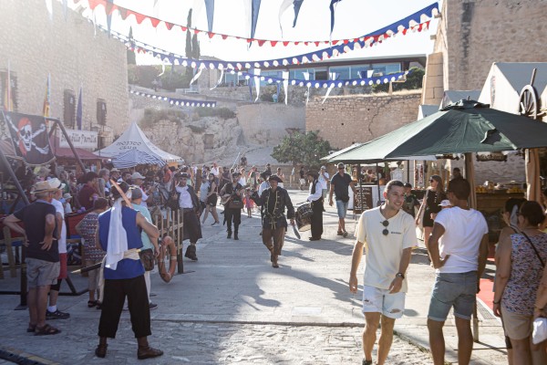 Récord en el Castillo de Santa Bárbara con 100.000 visitas en un mes procedentes de 87 países

