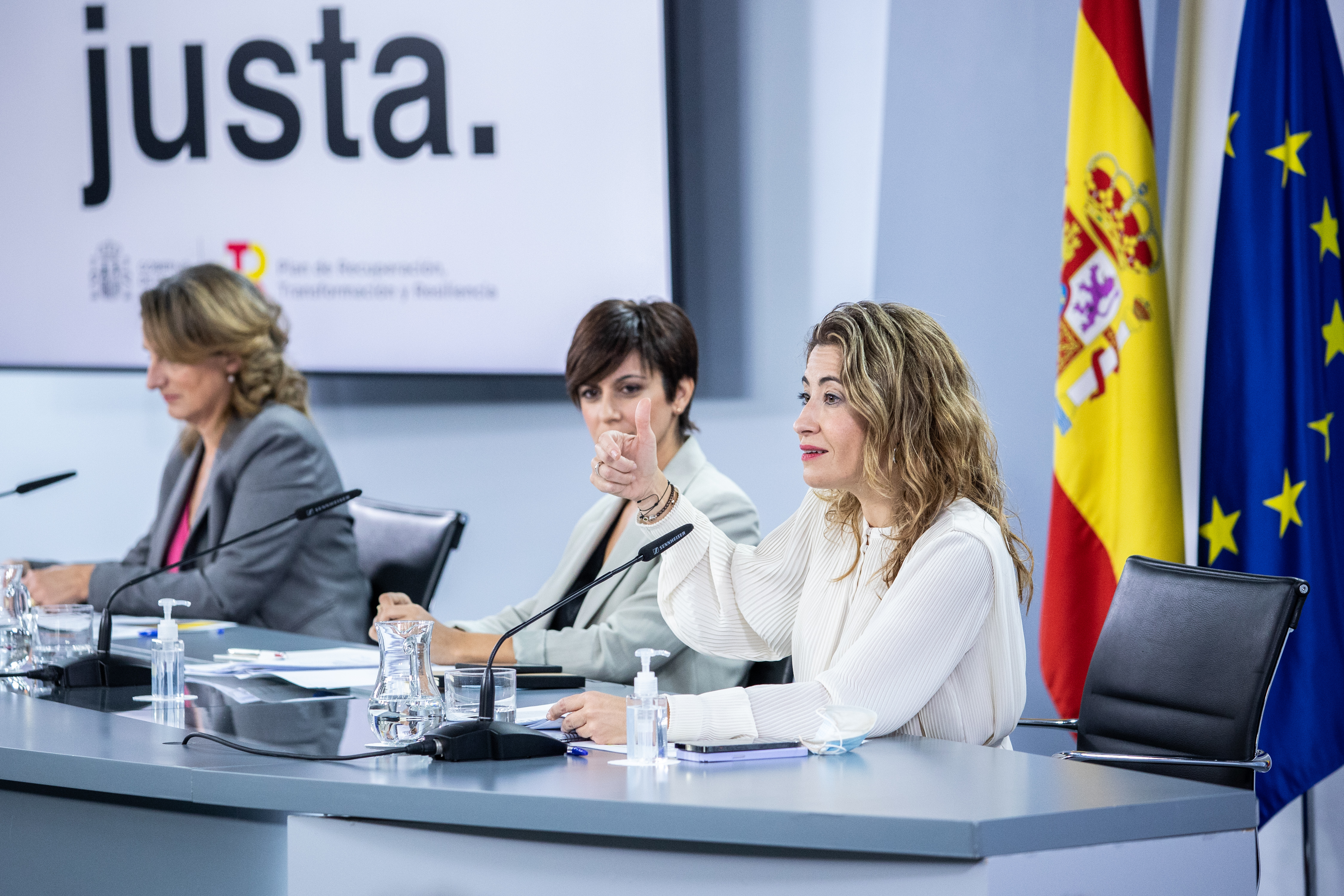 La Diputación Permanente del Congreso debatirá si comparecen Ribera y Raquel Sánchez por el tren de Bejís