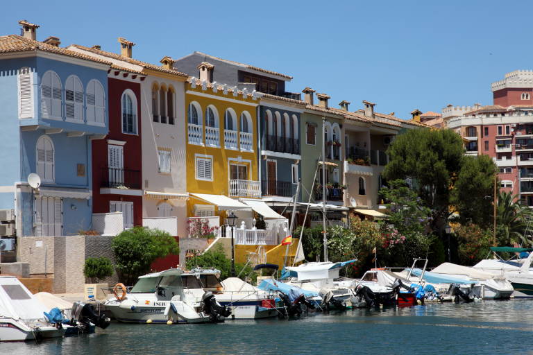 El PSPV pide que Port Saplaya tenga parada en el cercanías Valencia-Castellón