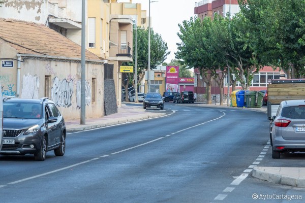Infraestructuras reclama a Jumabeda, que se encargó del nuevo colector de pluviales, el arreglo de los baches originados en Peroniño