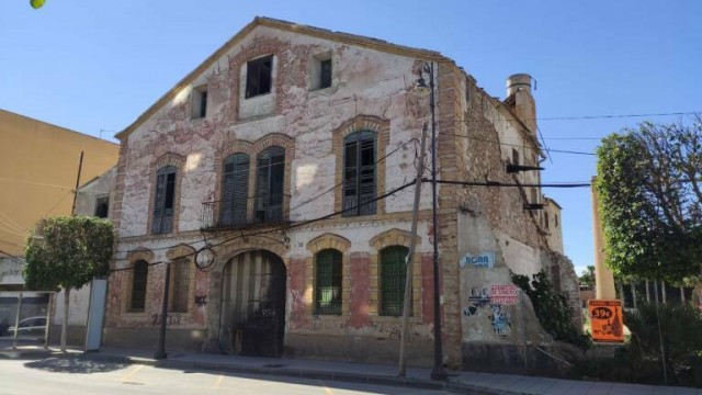 Alcantarilla rinde homenaje a su pasado: abrirá un Museo de la Conserva en la mítica Fábrica Esteva 