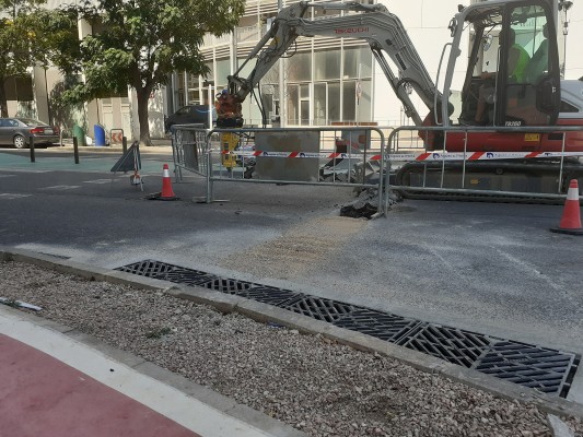 Torrent mejora la recogida de aguas pluviales en diferentes puntos del casco urbano