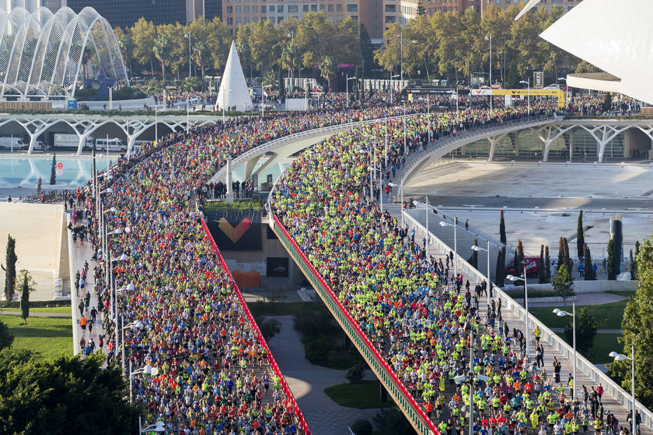 
Etiqueta Oro, récord femenino y la renovación con la Fundación Trinidad Alfonso marcaron el 2016 para el Maratón Valencia