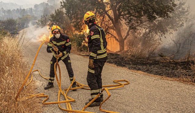 CaixaBank habilita una línea de financiación de 10 millones para los afectados por los incendios