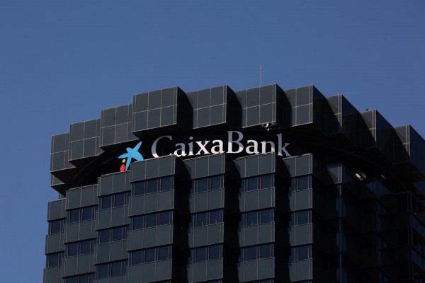 CaixaBank ha adquirido 362 millones de acciones por 1.143 millones de euros en su programa de recompra
