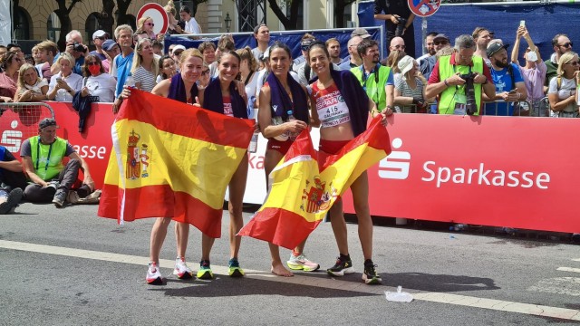 Laura Méndez se cuela en el podio 
