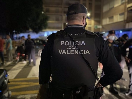 Protección Ciudadana impulsa la formación escolar sobre botellón y acoso a través de Videopoli