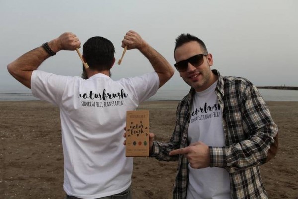 La marca valenciana de higiene bucodental Naturbrush se expande a Latinoamérica
