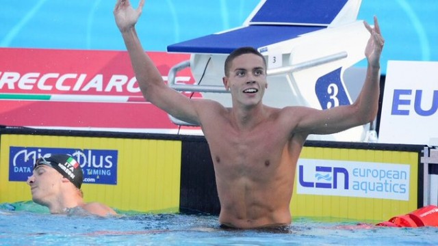 Popovici se confirma como la nueva superestrella de la natación mundial