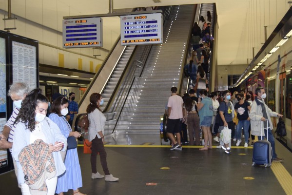 El Tram d'Alacant facilita en julio la movilidad de 1,3 millones de pasajeros: un 36% más