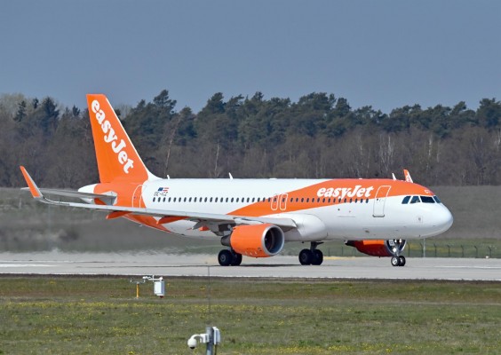  La huelga de pilotos de easyJet en España provoca 16 cancelaciones en esta segunda jornada