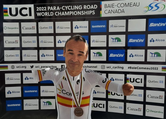 Ricardo Ten pincha y es bronce pero Santas logra el segundo arcoiris para España